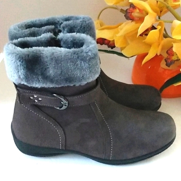 ALPINE WOODS GRAY SHORT FUR ANKLE BOOTS SIZE 8 NWOT - Picture 4 of 12